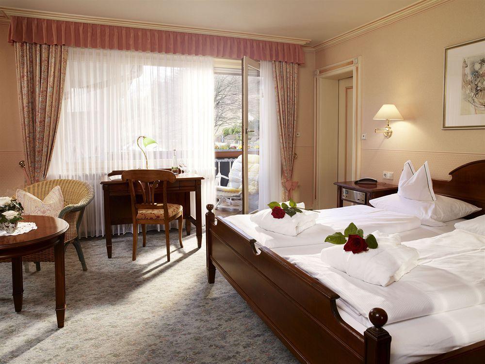 Flair Hotel Adlerbad บาด ปีเตอร์สตัล กรีสบาค ภายนอก รูปภาพ