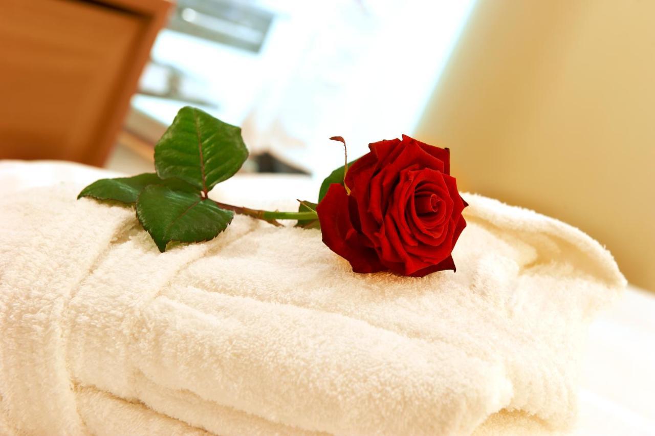 Flair Hotel Adlerbad บาด ปีเตอร์สตัล กรีสบาค ภายนอก รูปภาพ