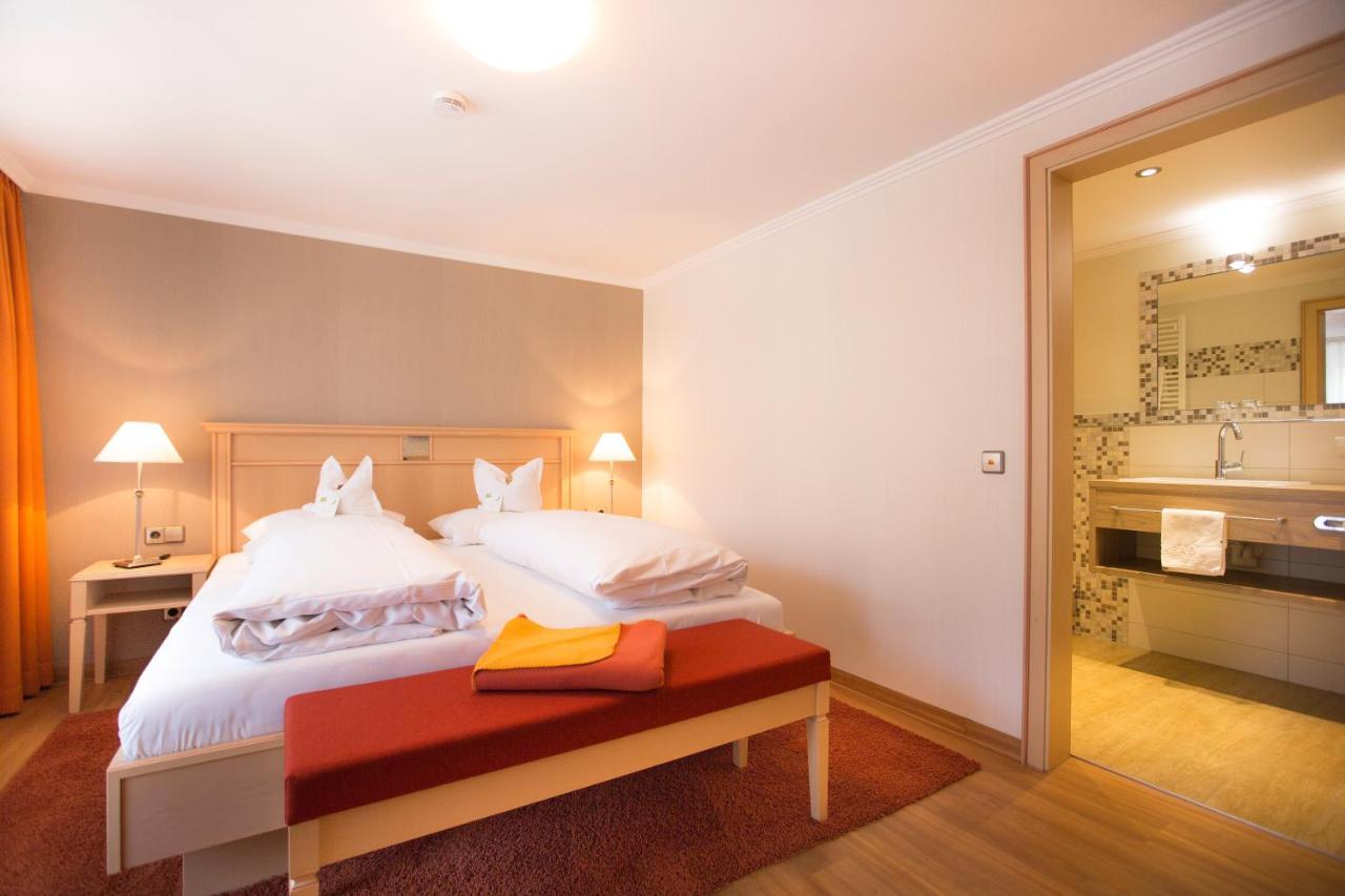 Flair Hotel Adlerbad บาด ปีเตอร์สตัล กรีสบาค ภายนอก รูปภาพ